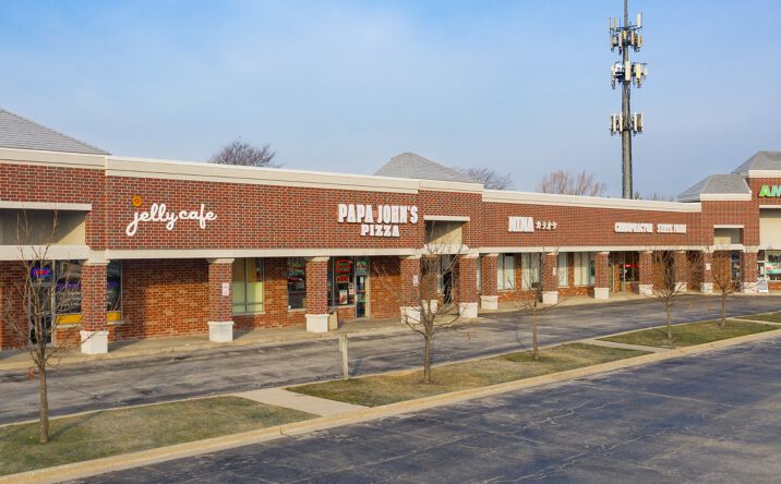 Pictures of Retail, Office property located at 1710 W Golf Rd, Mt Prospect, IL 60056 for lease - image #1