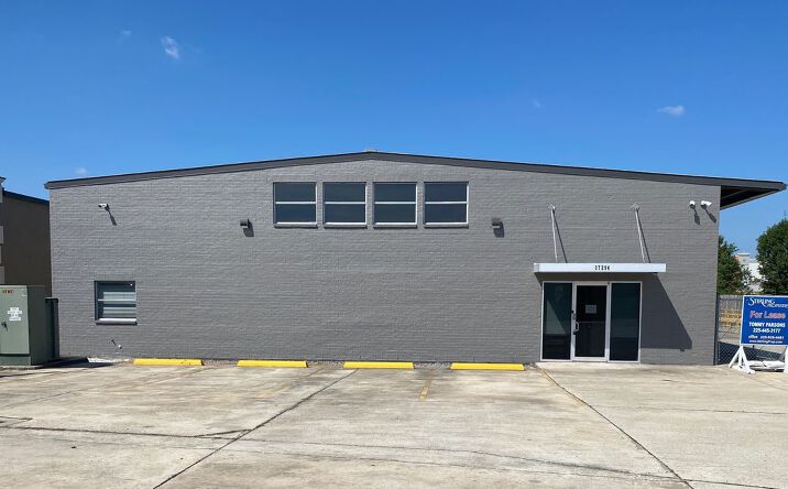 Pictures of Office, Industrial property located at 37294 Commerce Ln, Prairieville, LA 70769 for lease - image #1