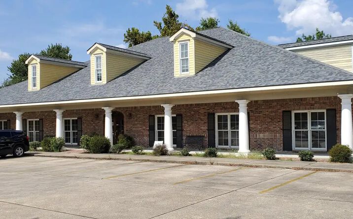 Pictures of Office property located at 217 Rue Louis XIV, Lafayette, LA 70508 for lease - image #1
