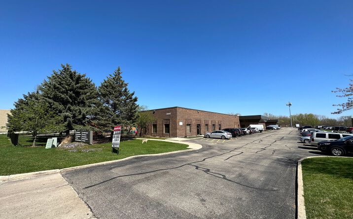 Pictures of Industrial property located at 28457 Ballard Dr, Lake Forest, IL 60045 for lease - image #1