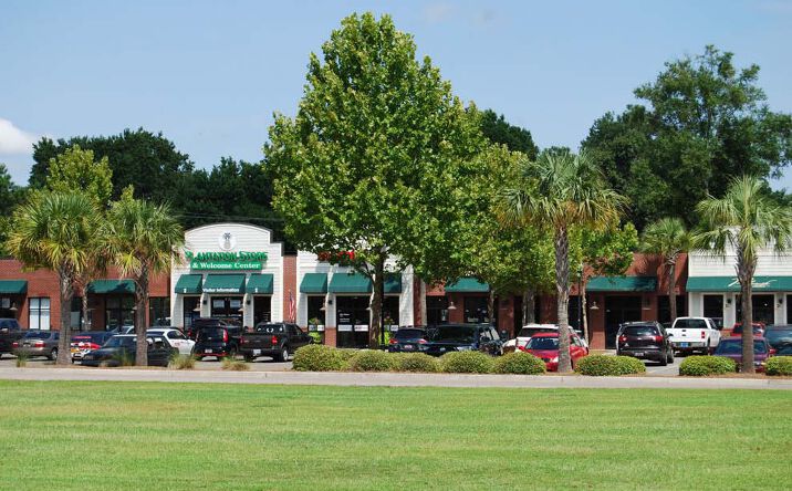 Pictures of Retail property located at 2408 Ashley River Rd, Charleston, SC 29414 for lease - image #1