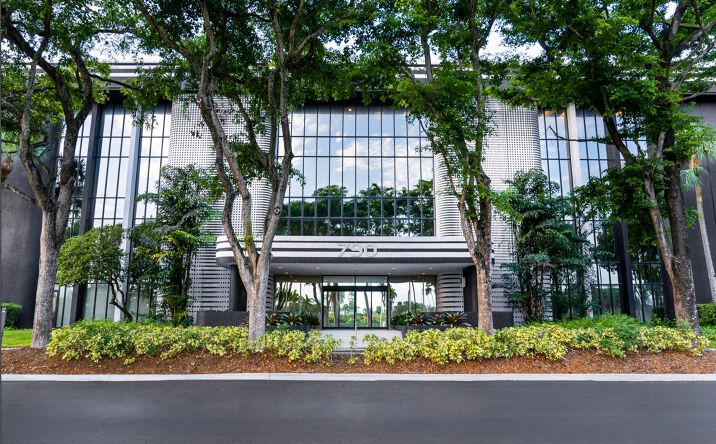 Pictures of Office property located at 790 NW 107th Ave, Miami, FL 33172 for lease - image #1