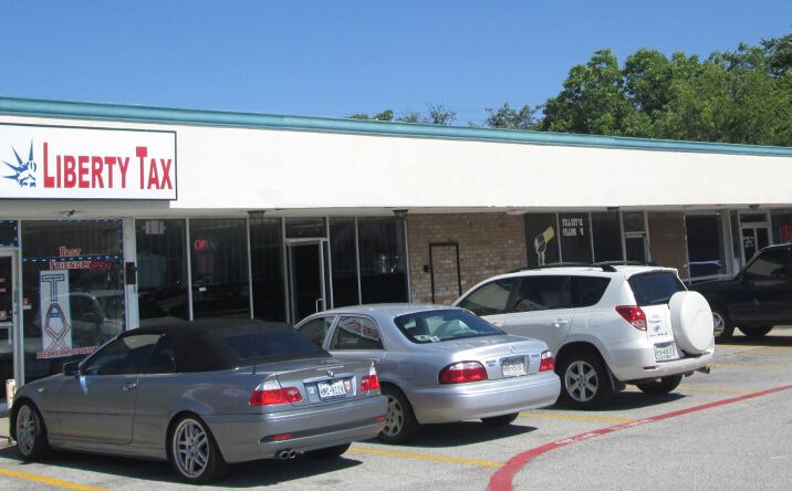 Pictures of Retail property located at Forest Hill Dr, Forest Hill, TX 76140 for lease - image #1