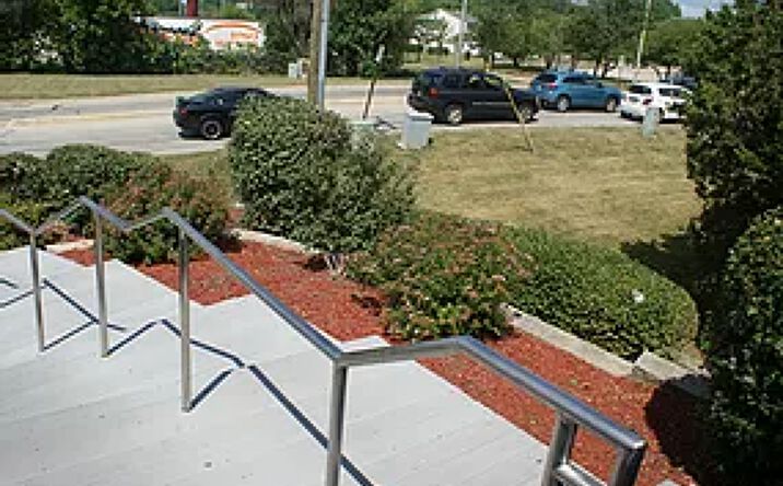 Pictures of Office property located at 101 Royce Rd, Bolingbrook, IL 60440 for lease - image #1