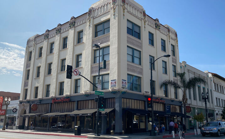 Pictures of Office property located at 1 S Fair Oaks Ave, Pasadena, CA 91105 for lease - image #1
