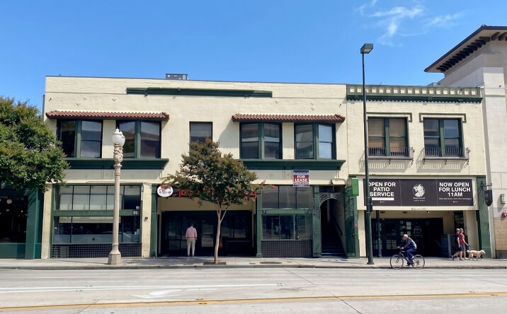 Pictures of Office property located at 74 North Fair Oaks Avenue, Pasadena, CA 91103 for lease - image #1