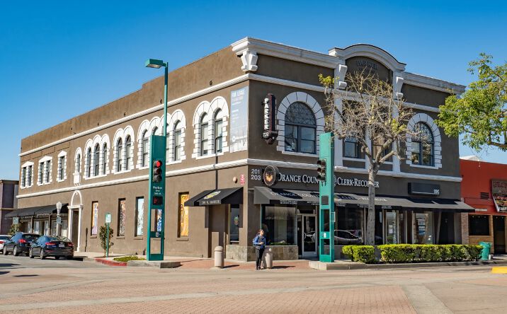 Pictures of Retail property located at 201 N Harbor Blvd, Fullerton, CA 92832 for lease - image #1