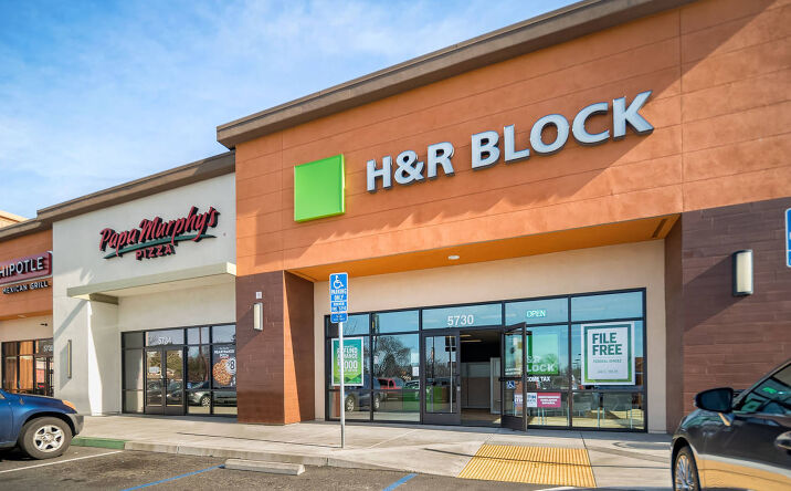 Pictures of Retail property located at 5600 Folsom Boulevard, Sacramento, CA 95819 for lease - image #1