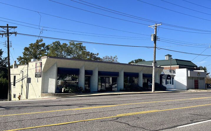 Pictures of Retail, Office property located at 2117 S Brentwood Blvd, St. Louis, MO 63144 for lease - image #1