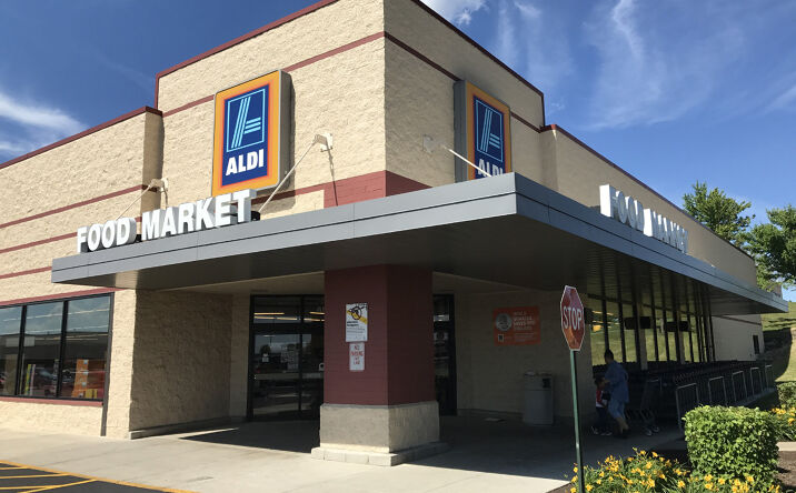 Pictures of Retail property located at NWC Fullerton Avenue & Narragansett Avenue, Chicago, IL 60707 for lease - image #1