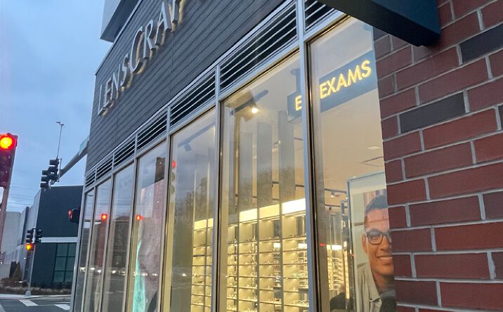 Pictures of Retail property located at NWC Touhy Avenue & Lincoln Avenue, Lincolnwood, IL 60712 for lease - image #1