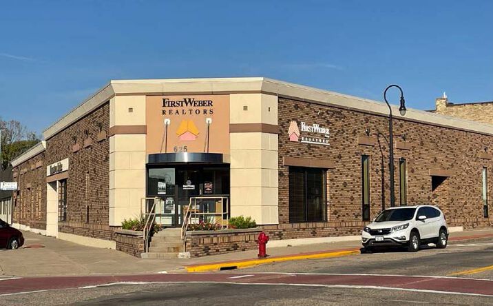 Pictures of Office property located at 625 Water St, Prairie Du Sac, WI 53578 for lease - image #1