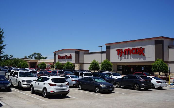 Pictures of Retail, Office, Restaurant property located at 6621-7103 FM 1960, Atascocita, TX 77346 for sales - image #1