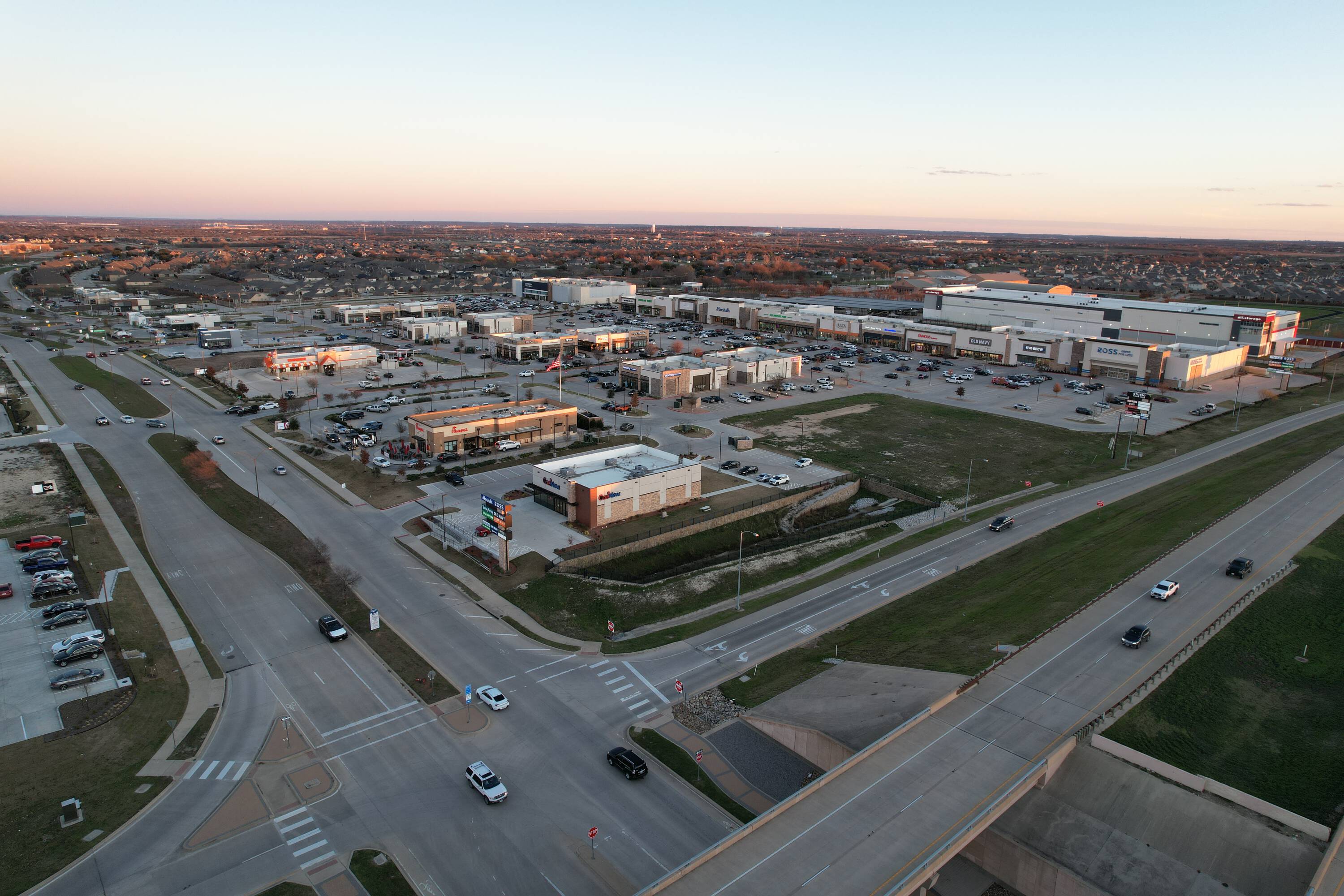 SEC Chisholm Trail Pkwy & McPherson Blvd, Fort Worth, TX 76123