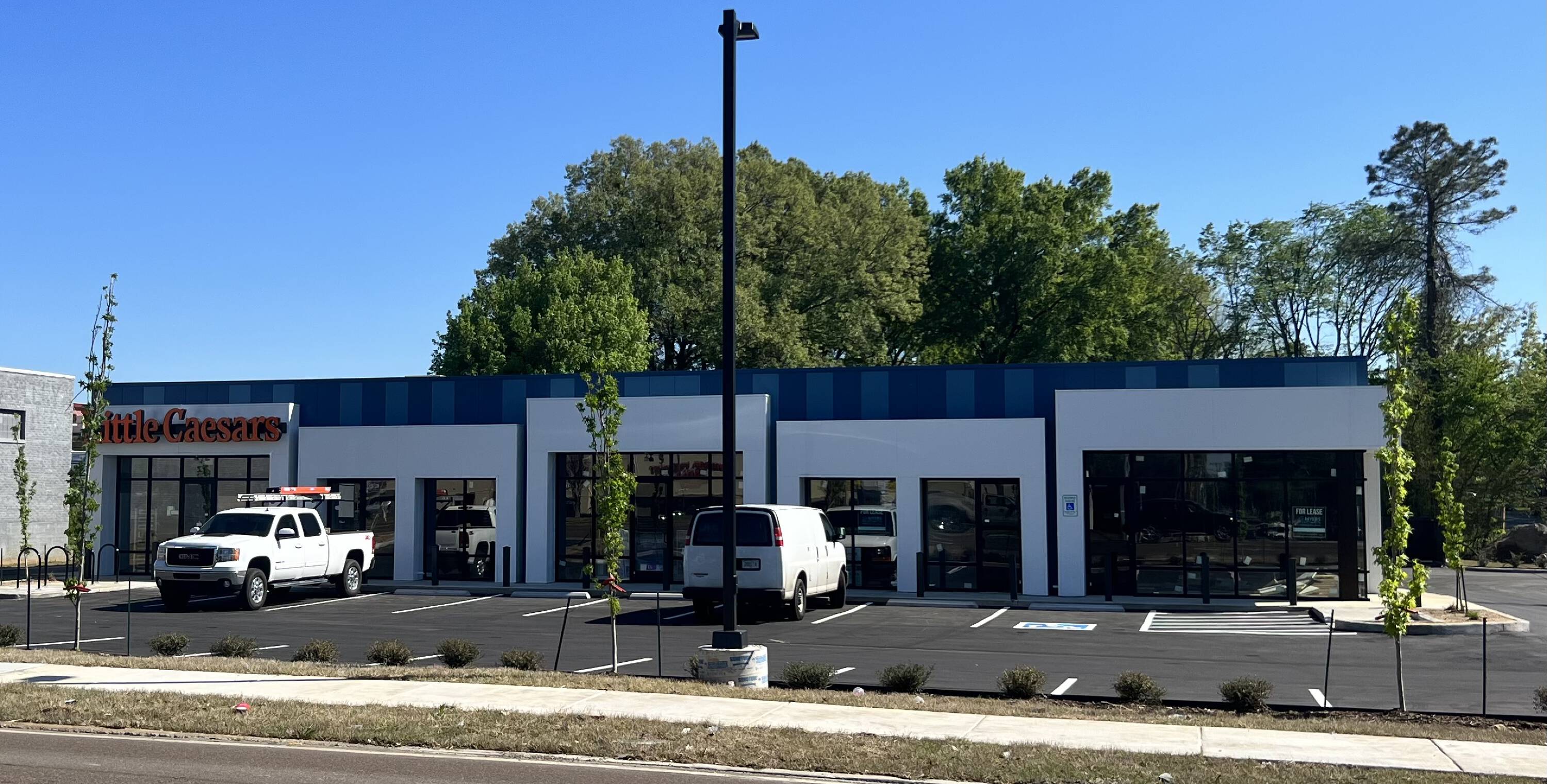 4471 Summer Ave, Memphis, TN 38122