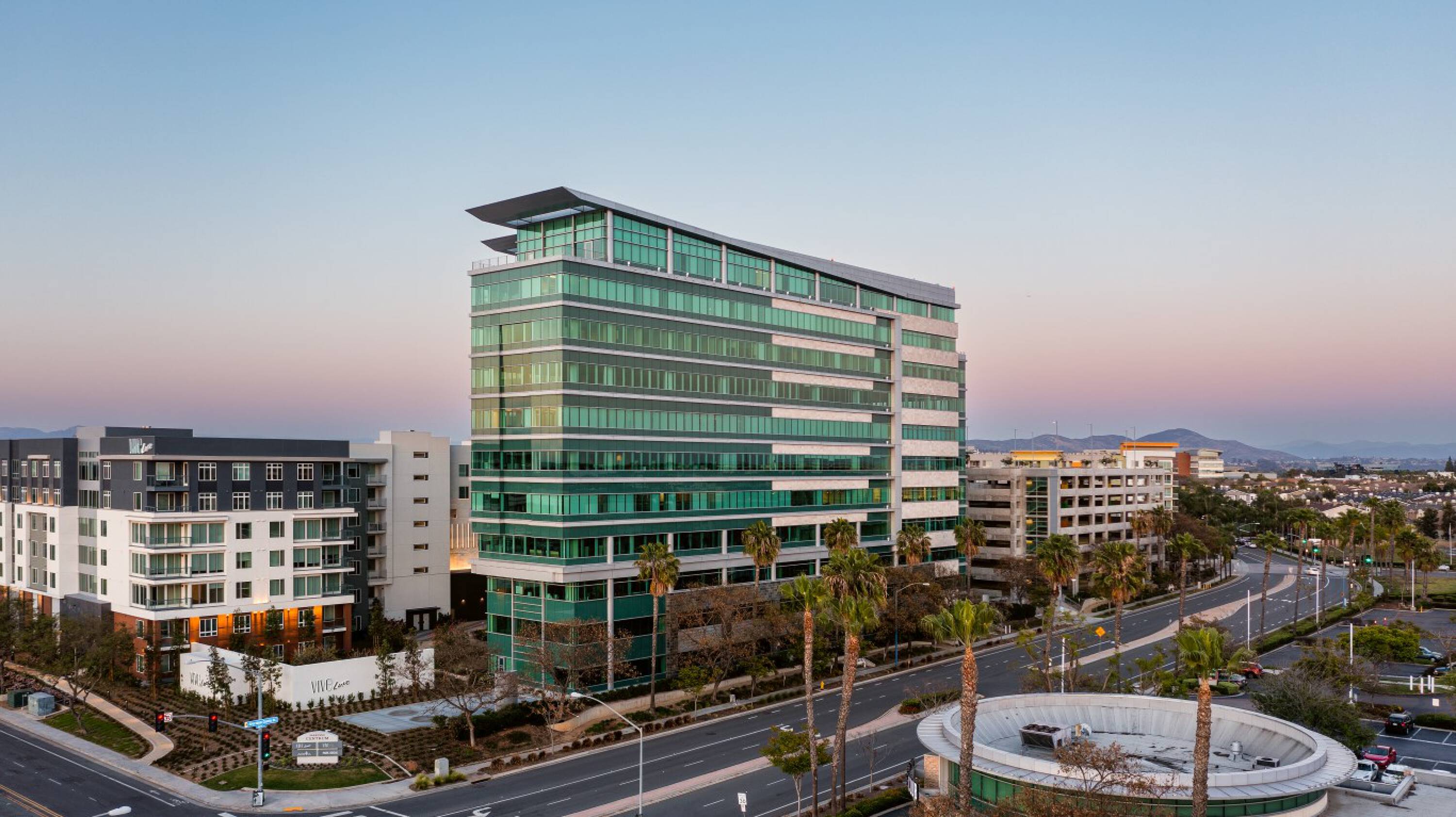 ユーレーサクセスRD Puget Sound Plaza | Unico Properties