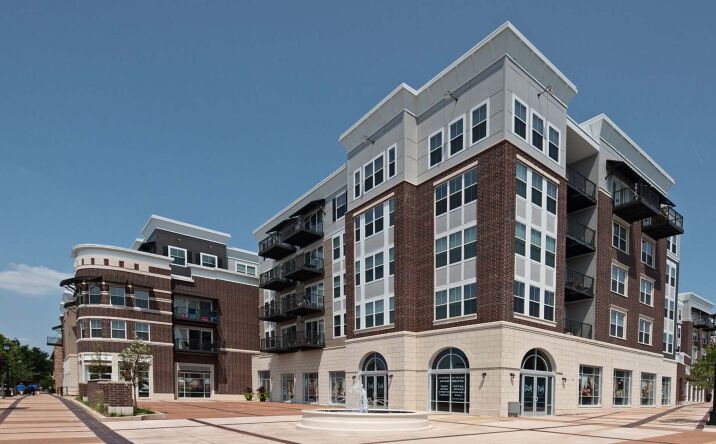 Pictures of Retail property located at 4755 Main St, Lisle, IL 60532 for lease - image #1