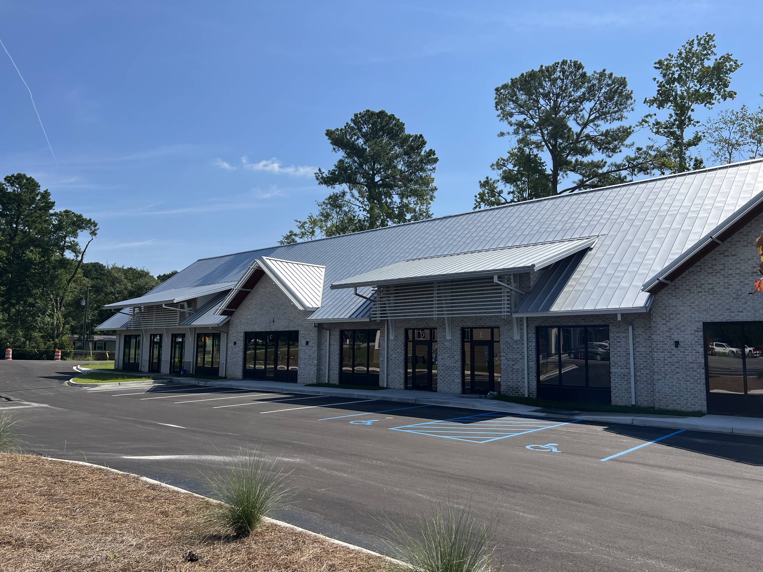 617 Myers Rd, Summerville, SC 29486