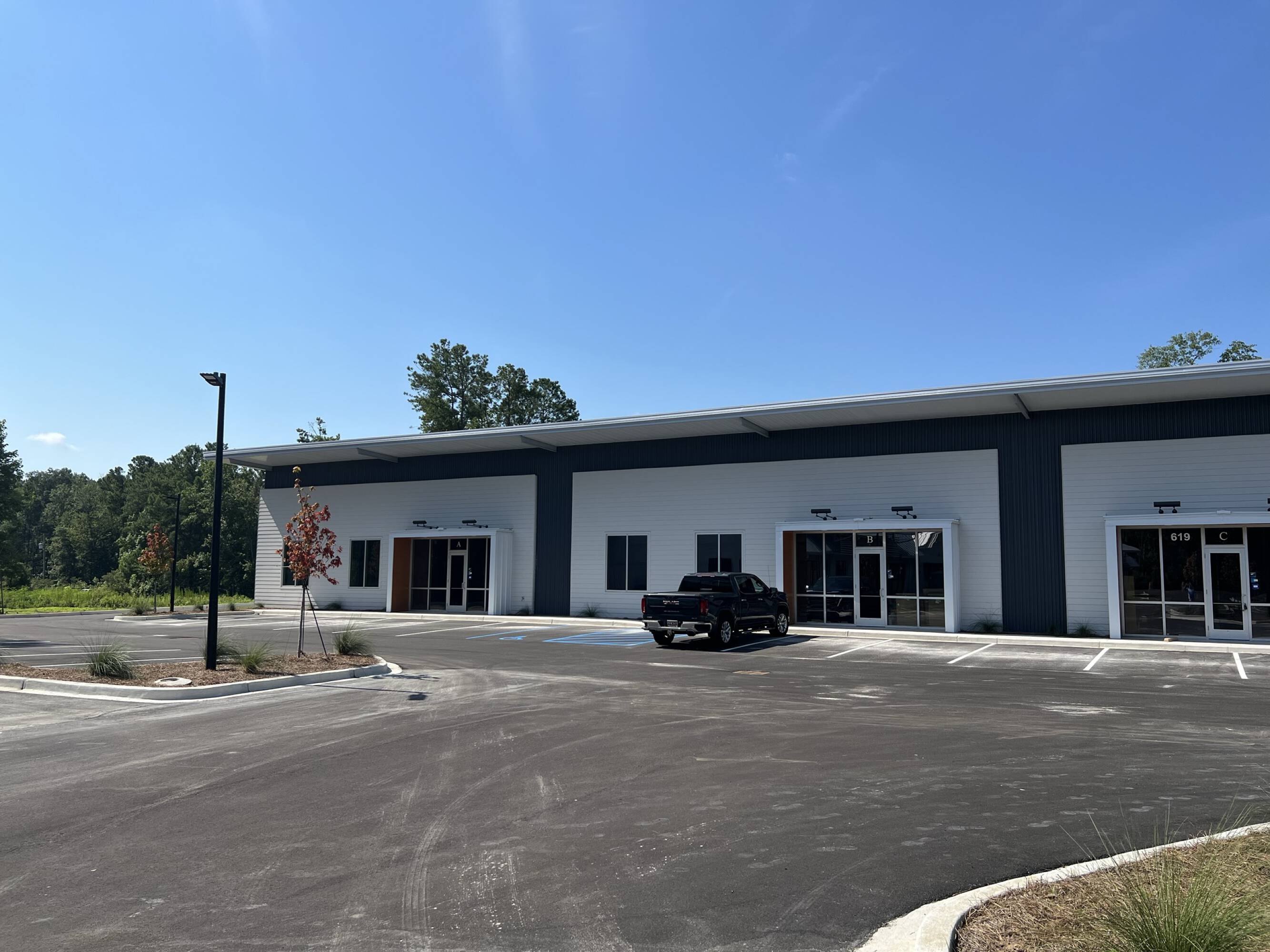 619 Myers Rd, Summerville, SC 29483