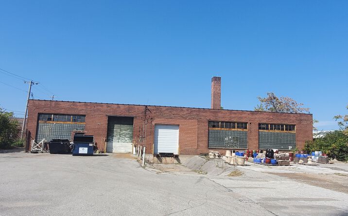 Pictures of Industrial property located at 1058 S Vandeventer Ave, St. Louis, MO 63110 for lease - image #1