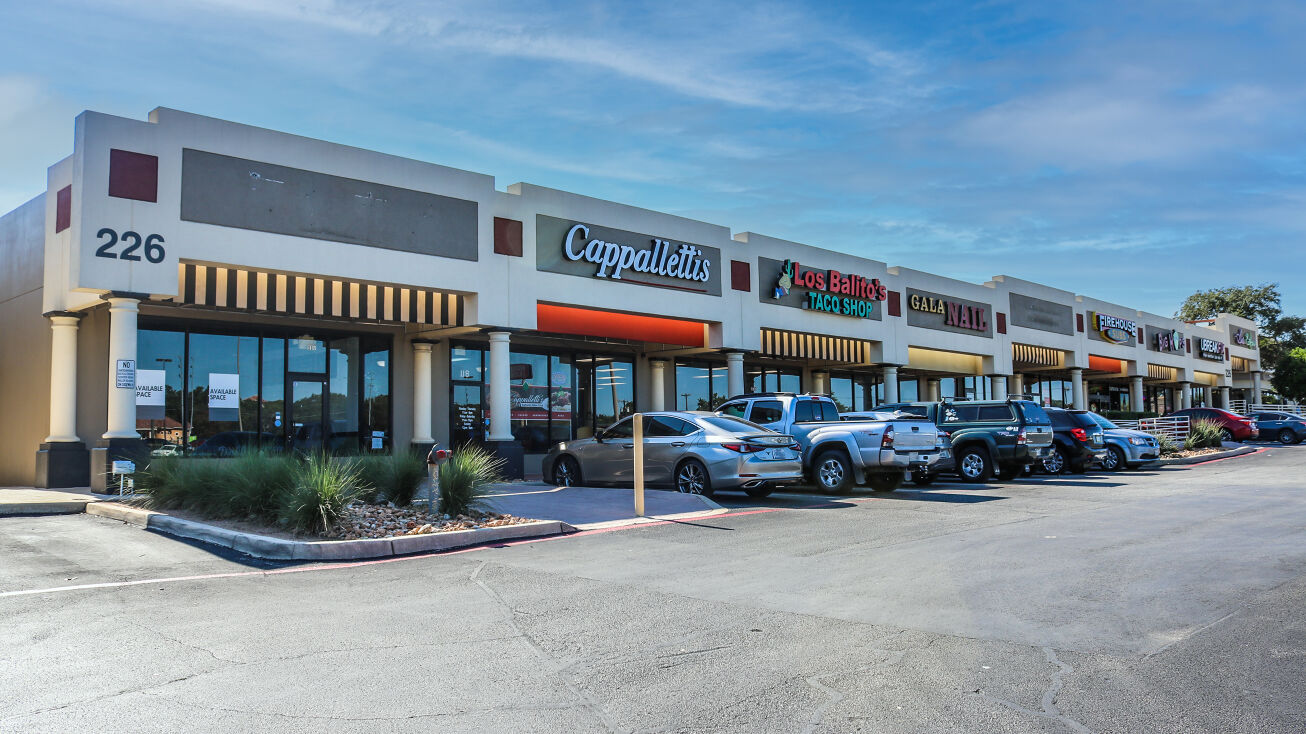 226 W Bitters Rd, San Antonio, TX 78216