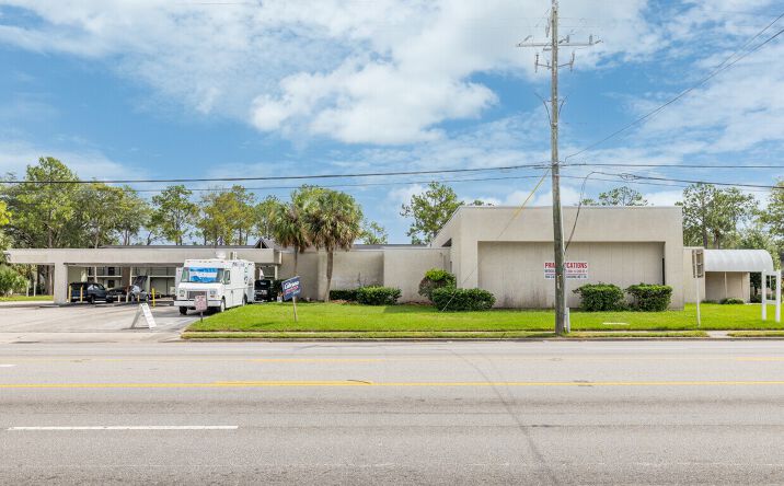 Pictures of Office, Retail, Special Purpose property located at 5730 University Blvd W, Jacksonville, FL 32216 for lease - image #1