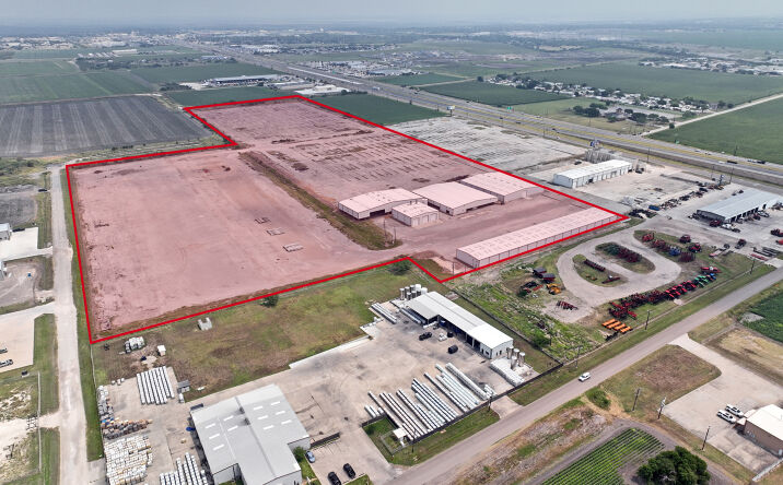 Pictures of Retail, Office, Industrial property located at 4599 I-69/ US Hwy 77, Corpus Christi, TX 78343 for lease - image #1