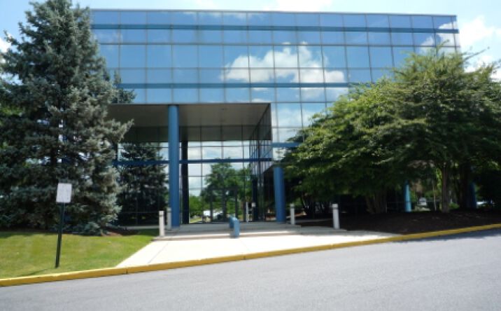 Pictures of Office property located at 968 Postal Rd, Allentown, PA 18109 for lease - image #1
