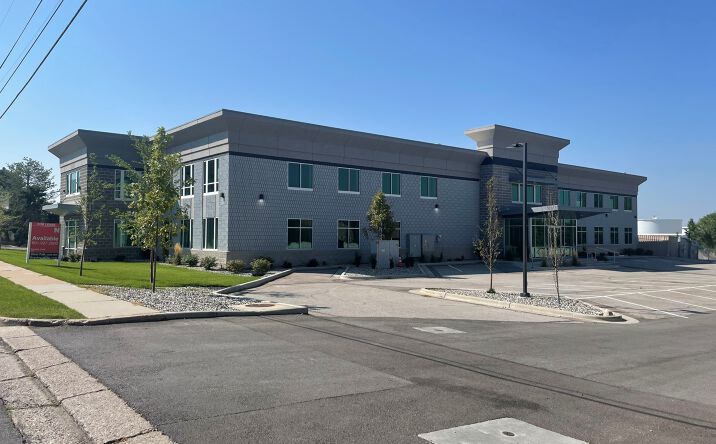 Pictures of Office property located at 2250 S 800 W, Woods Cross, UT 84087 for lease - image #1