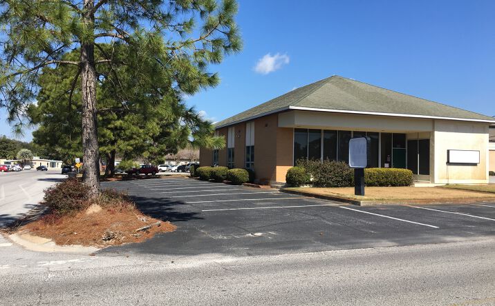 Pictures of Office property located at 133 Hospital Drive, Fort Walton Beach, FL 32548 for lease - image #1