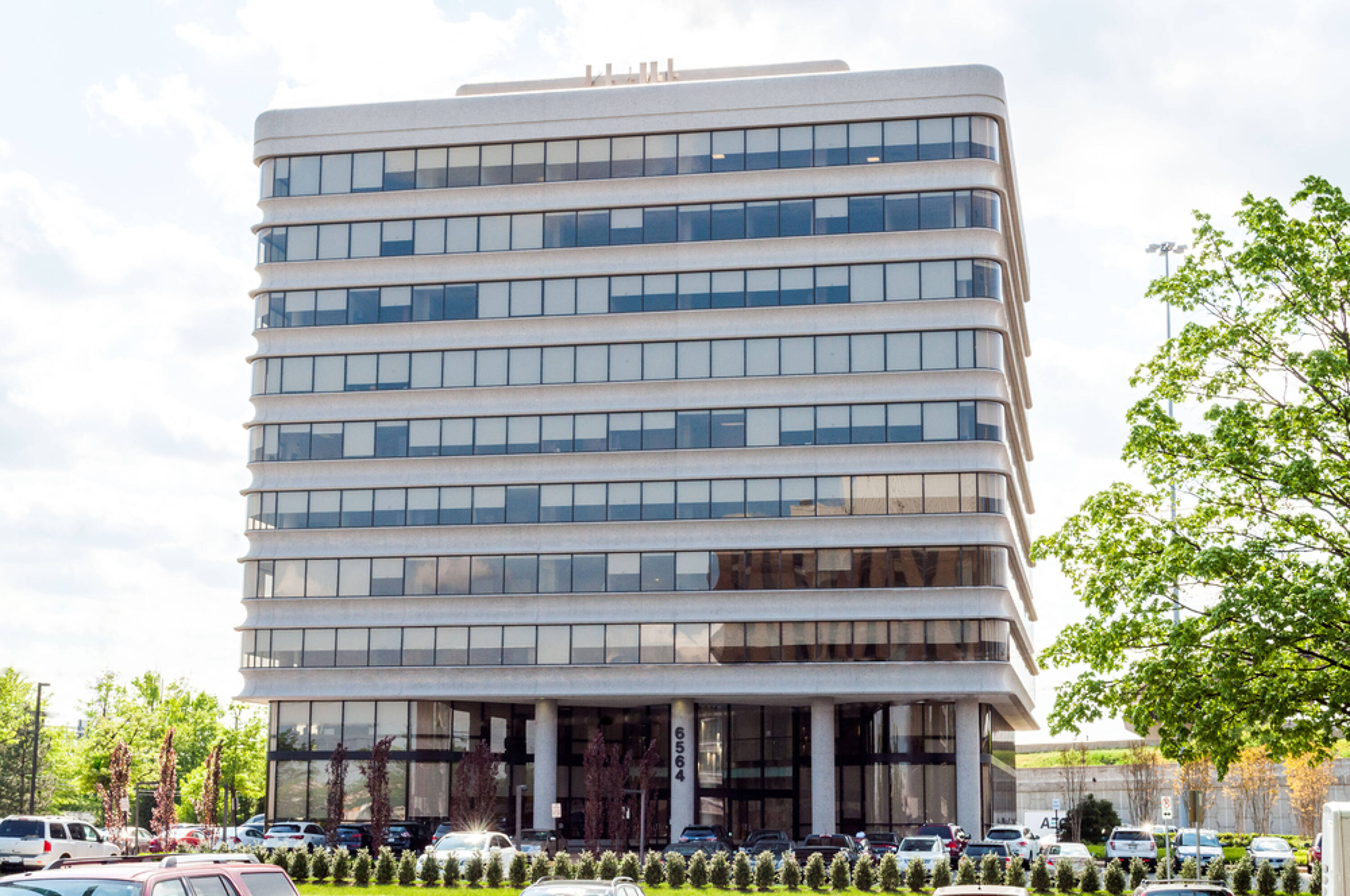 6564 Loisdale Ct, Springfield, VA 22150