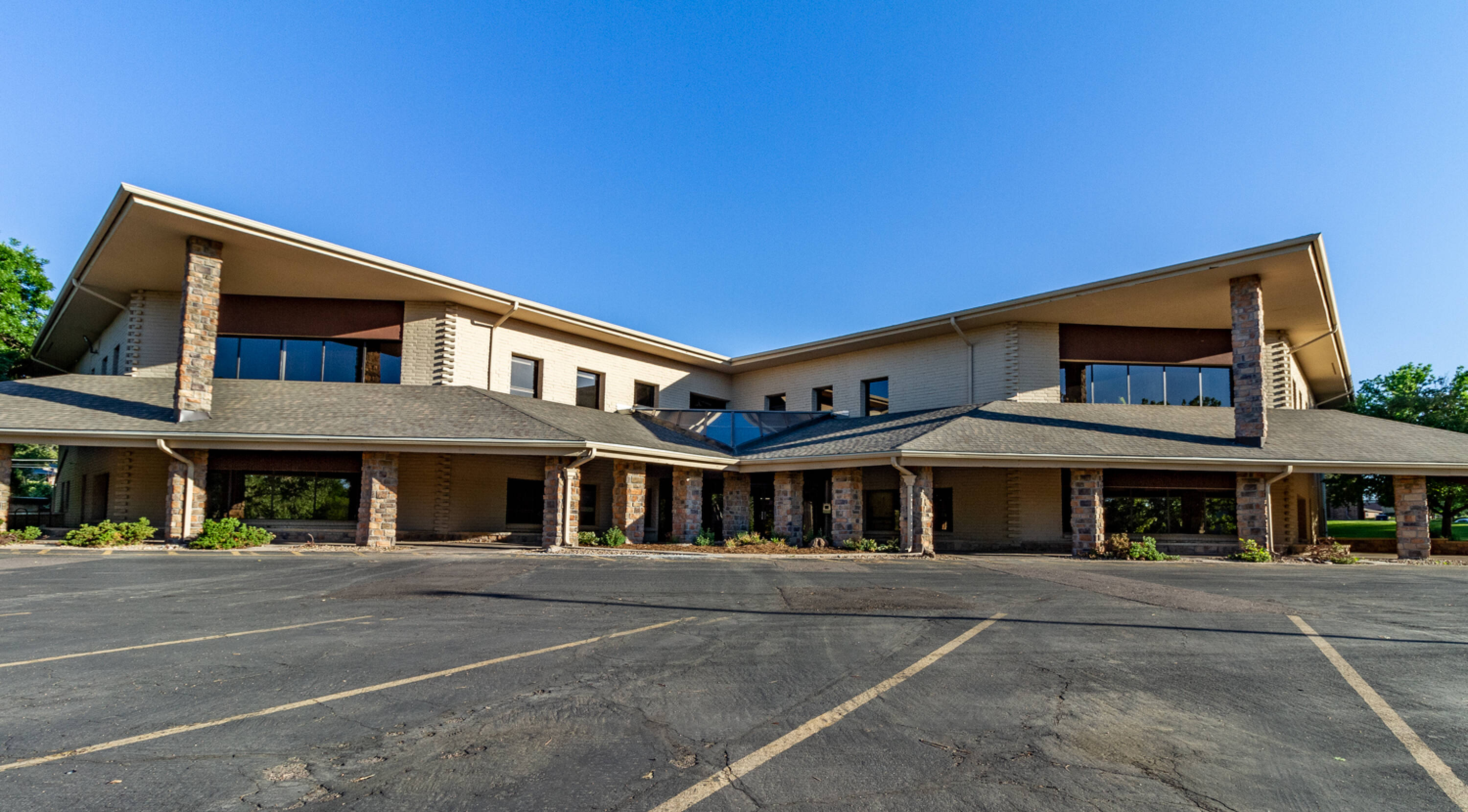 7850 Vance Dr, Arvada, CO 80003