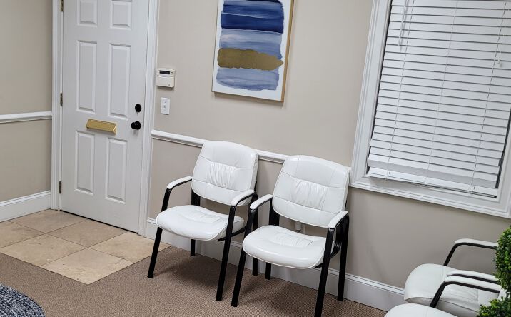 Pictures of Office property located at 4994 Lower Roswell Rd, Marietta, GA 30068 for lease - image #1
