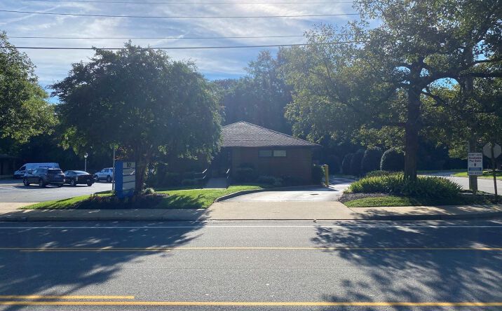 Pictures of Office property located at 901 Hioaks Rd, Richmond, VA 23225 for lease - image #1