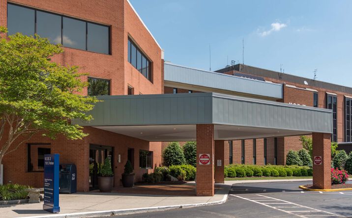 Pictures of Office property located at 7702 E Parham Rd, Richmond, VA 23294 for lease - image #1