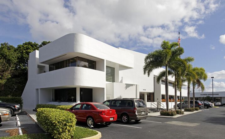 Pictures of Office property located at 4730 NW 2nd Ave, Boca Raton, FL 33431 for lease - image #1