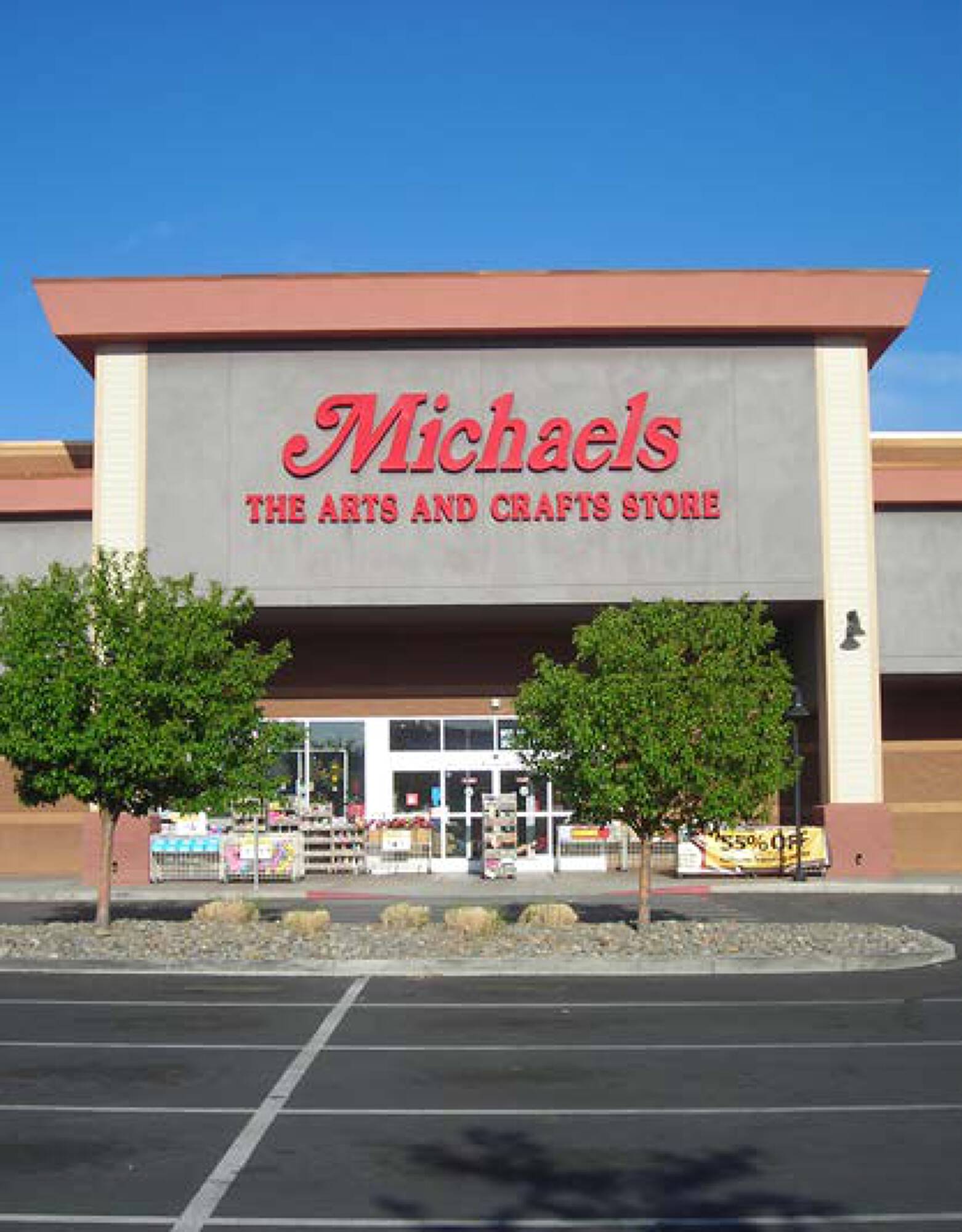 How to get to Michaels Arts & Crafts Store in Orlando by Bus?