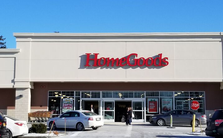 Pictures of Retail property located at 2600 South Rd, Poughkeepsie, NY 12603 for lease - image #1