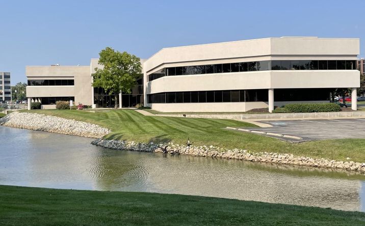 Pictures of Office property located at 8200 Haverstick Rd, Indianapolis, IN 46240 for lease - image #1