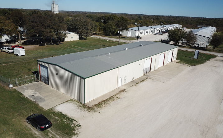 Pictures of Industrial property located at 2141 Collins Rd, Denton, TX 76208 for lease - image #1