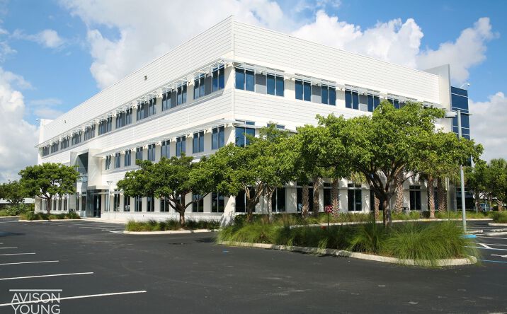 Pictures of Office property located at 1825/1875 Northwest Corporate Boulevard, Newark, DE 19702 for lease - image #1