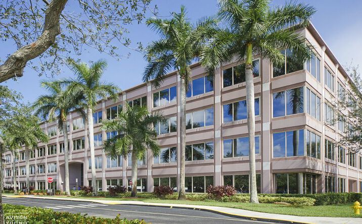 Pictures of Office property located at 8151 Peters Road, Plantation, FL 33324 for lease - image #1