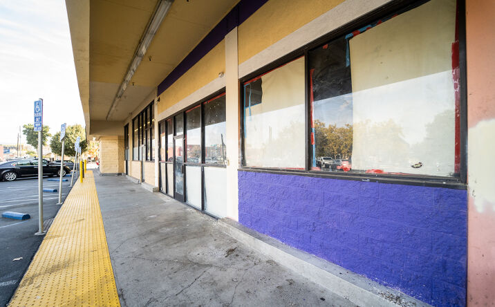 Pictures of Retail, Restaurant property located at 262 E Santa Clara St, San Jose, CA 95113 for lease - image #1