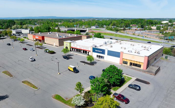 Pictures of Retail, Restaurant property located at 601 Troy Schenectady Rd, Latham, NY 12110 for lease - image #1
