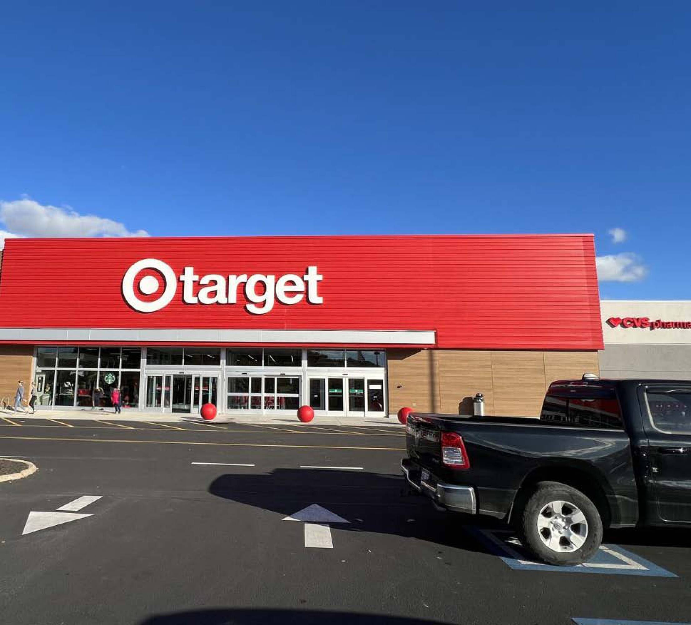 4 Liberty Square, Teays Valley, WV 25526