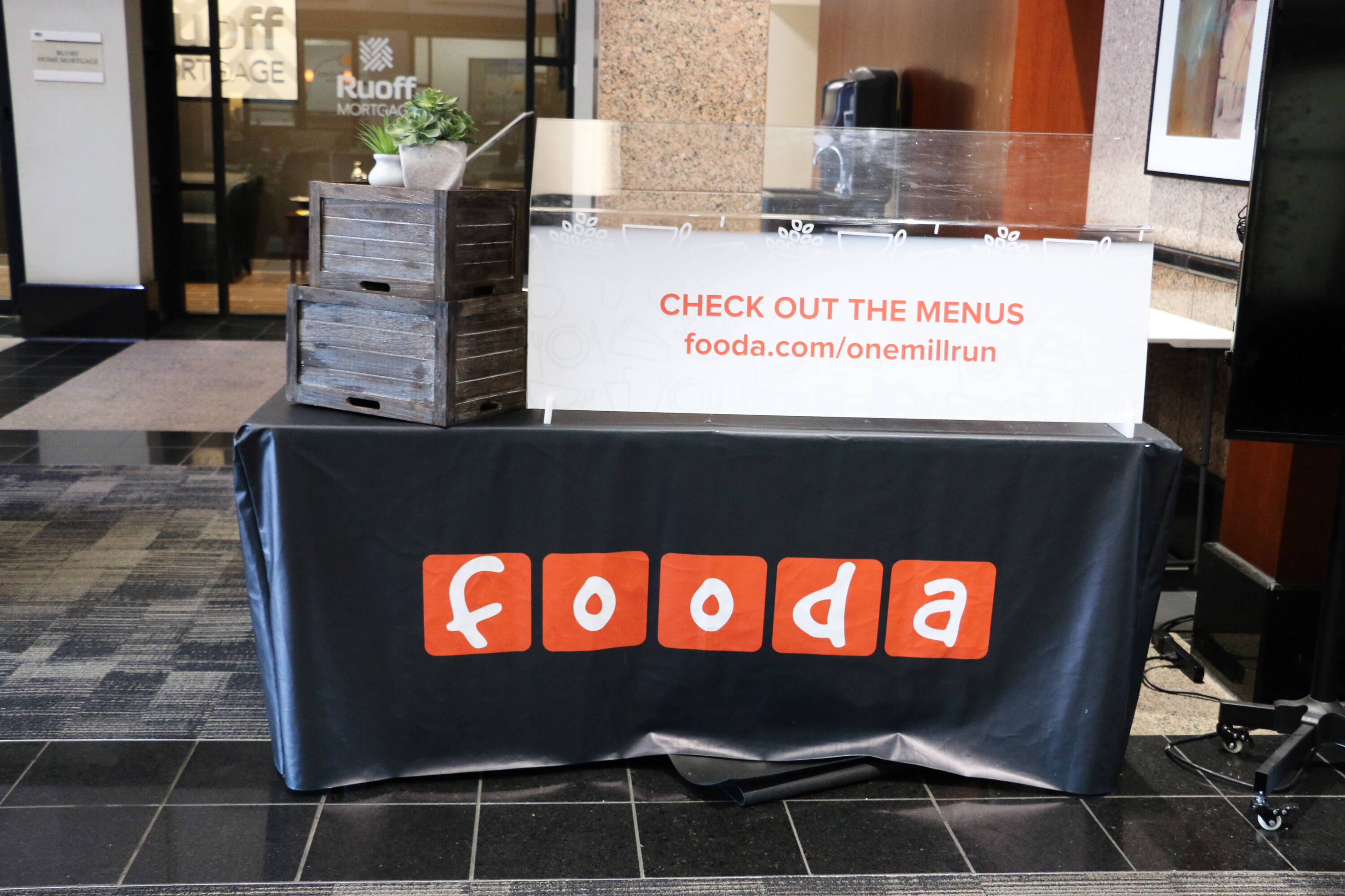 3455 Mill Run Dr, Hilliard, OH 43026