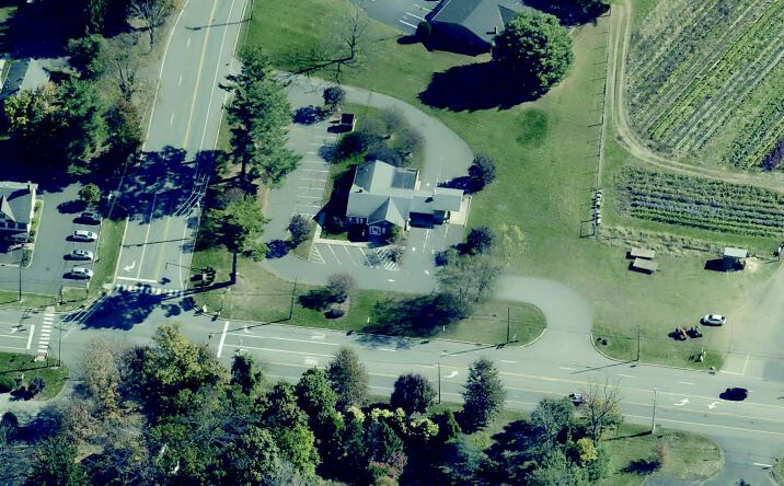 Pictures of Retail property located at 172 Oldwick Road, Tewksbury, NJ 08889 for lease - image #1