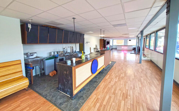 Pictures of Office, Restaurant, Special Purpose property located at 1252 S Hover St, Longmont, CO 80501 for sales - image #1