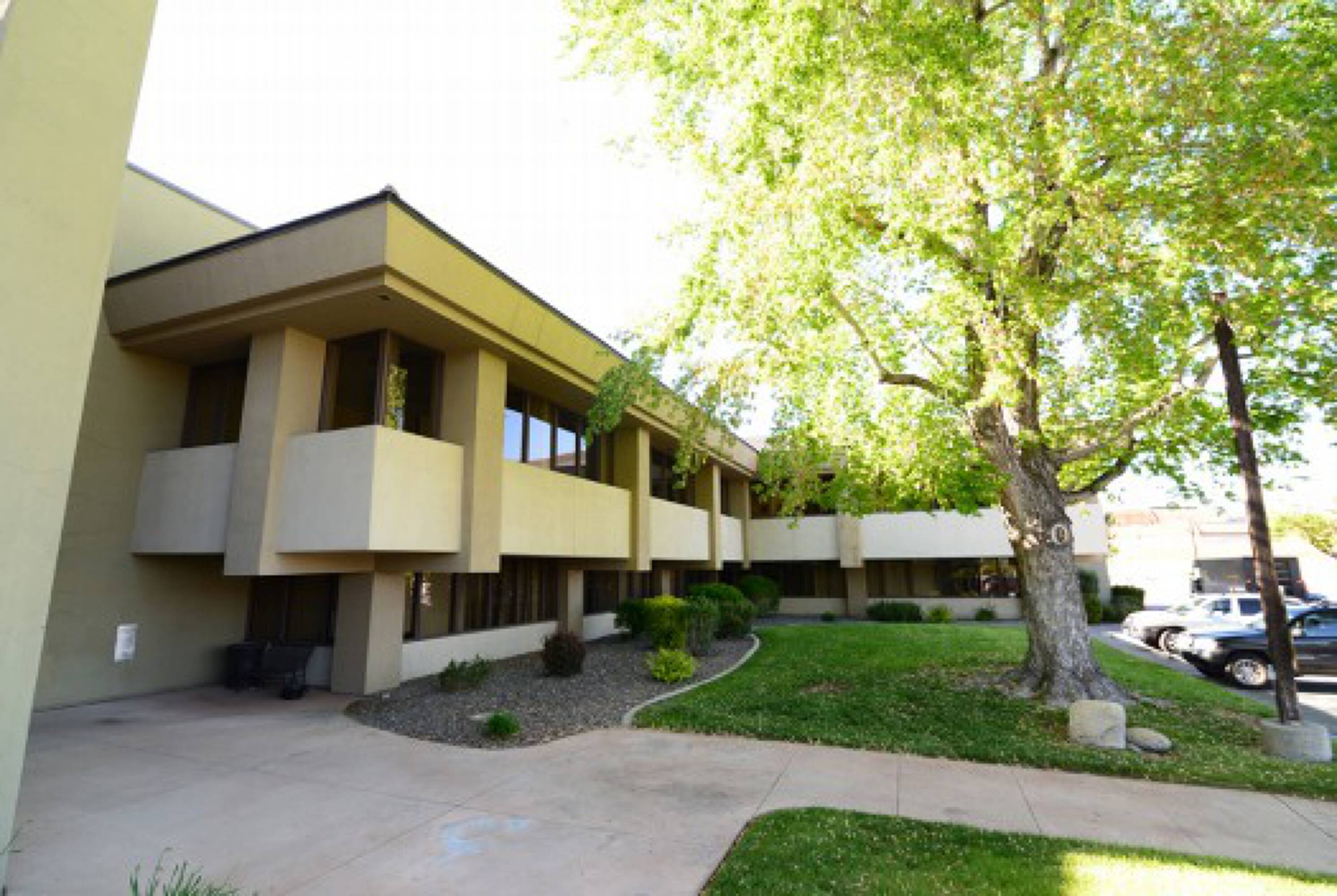 1755 E Plumb Ln, Reno, NV 89502