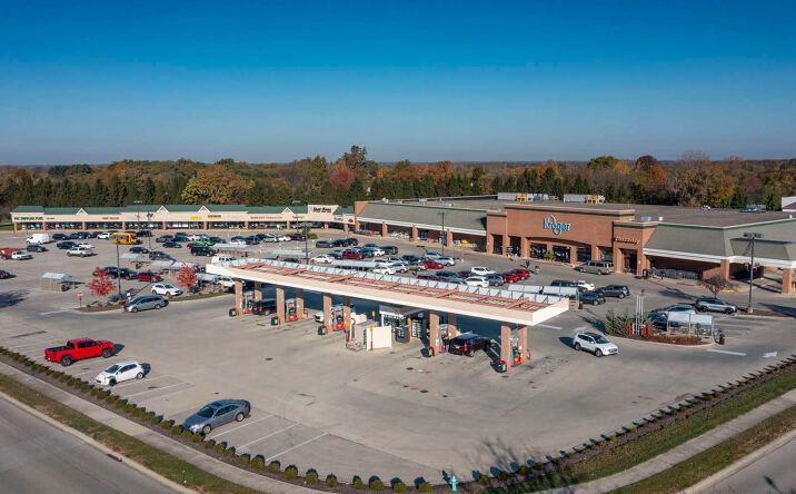 Pictures of Retail property located at 7250 Fishers Crossing Drive, Fishers, IN 46038 for lease - image #1